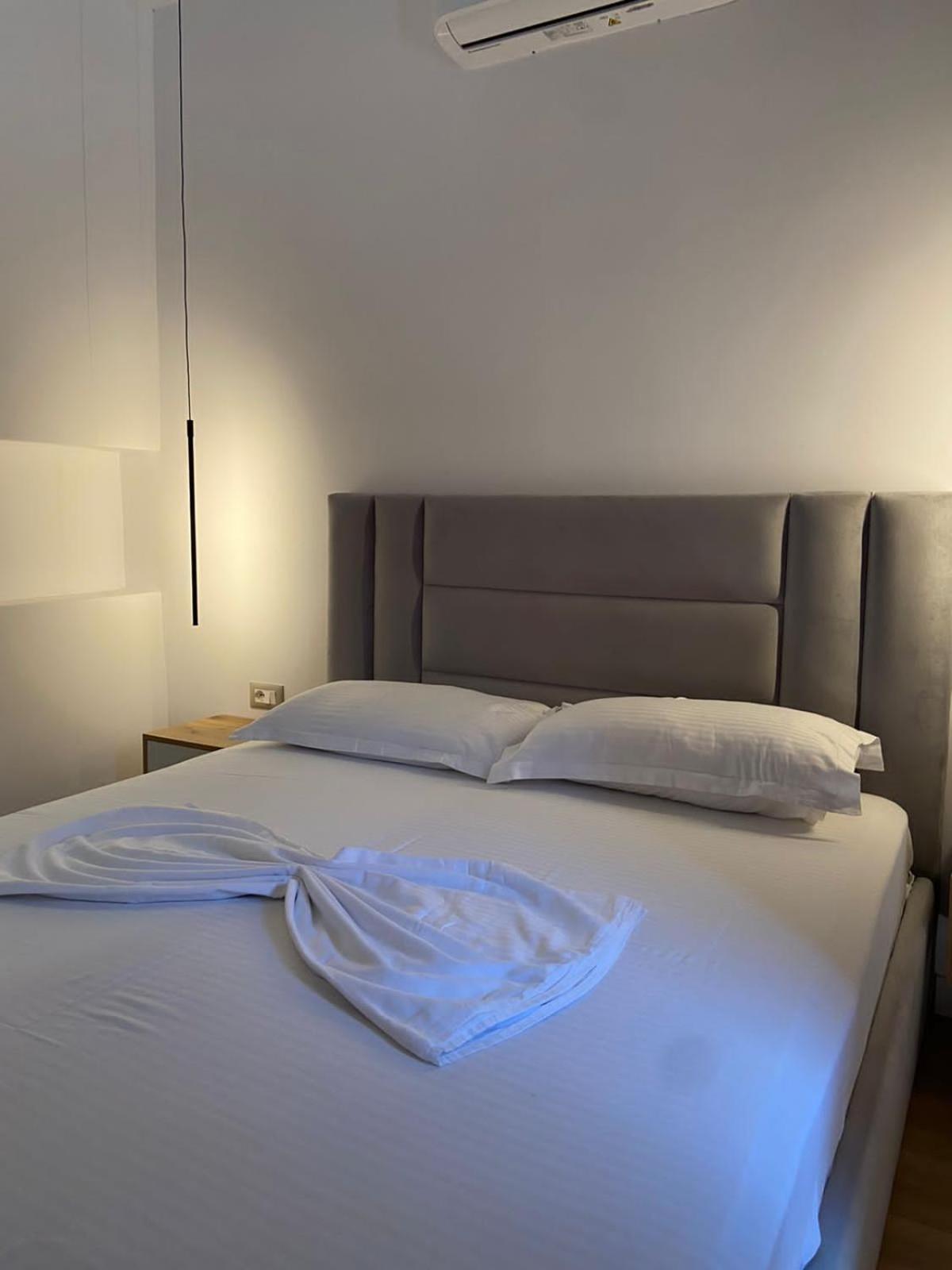 Luxury Apartments Blloku Тирана Екстер'єр фото
